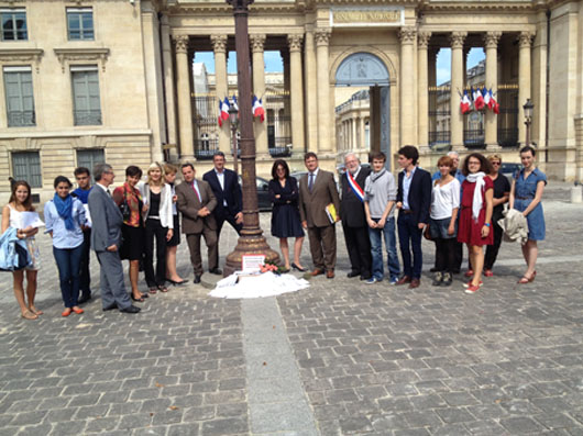 L’UNI devant l’Assemblée nationale pour demander le retablissement des bourses au mérite.