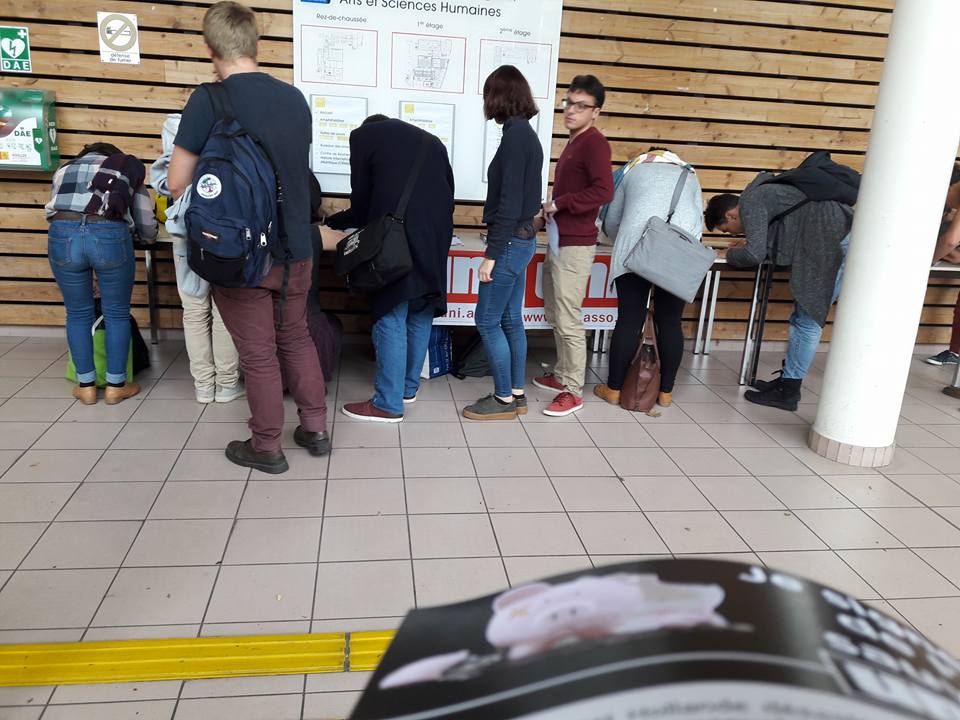Mobilisation de l&rsquo;UNI La Rochelle contre la baisse des APL