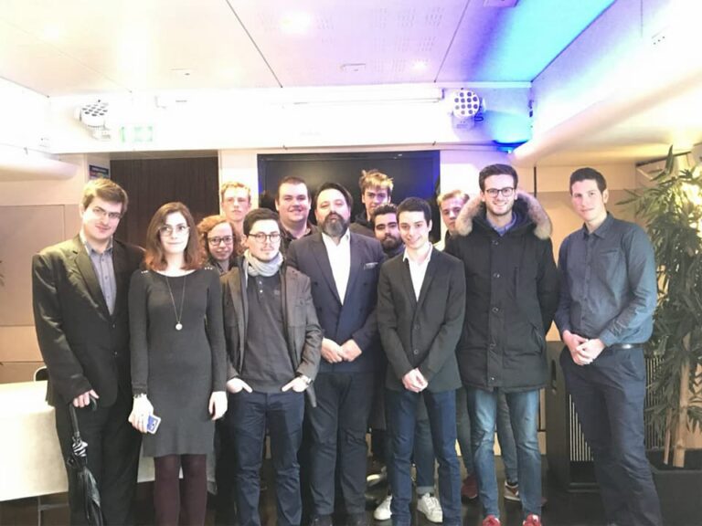 Conférence d&rsquo;Olivier Vial sur le thème de la jeunesse en politique