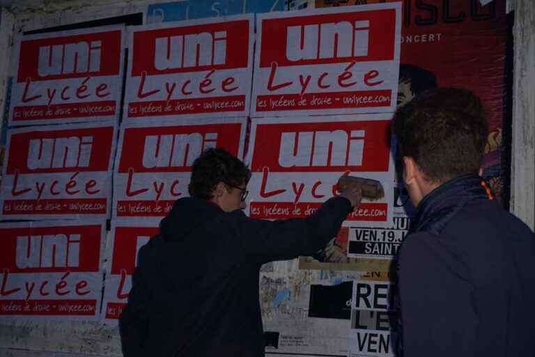 Nuit de collage à Saint-Malo
