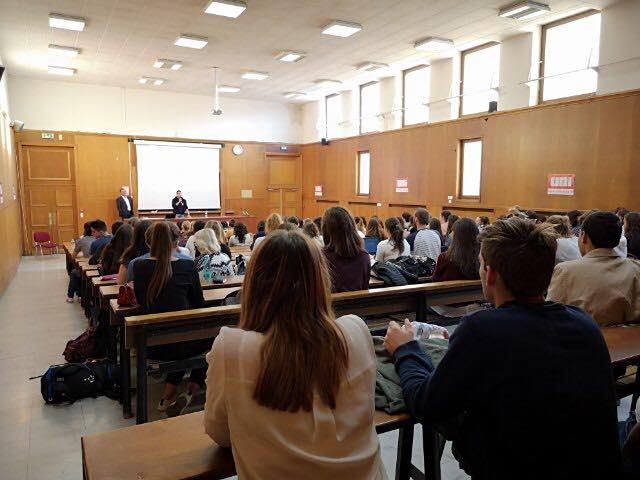 Conférence des métiers : magistrat