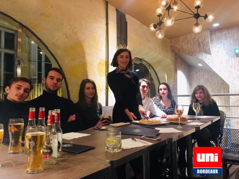 Traditionnel gâteau des Rois à Bordeaux