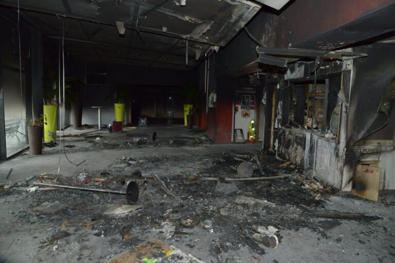 L&rsquo;UNI condamne la destruction de l&rsquo;IFSI Croix-Rouge