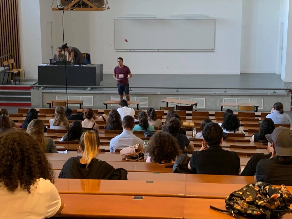 A la rencontre des nouveaux étudiants de la Fac de Lettres