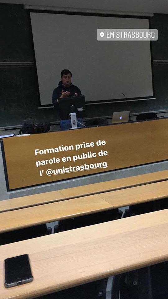 Formation militant : prise de parole en public