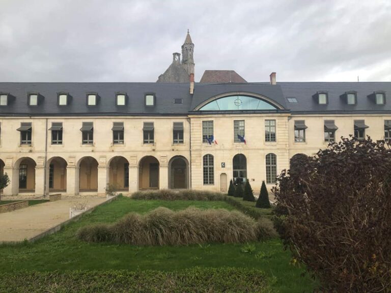 L&rsquo;UNI Poitiers reçu au rectorat pour parler de la précarité étudiante