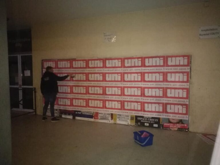 Collage sur le campus