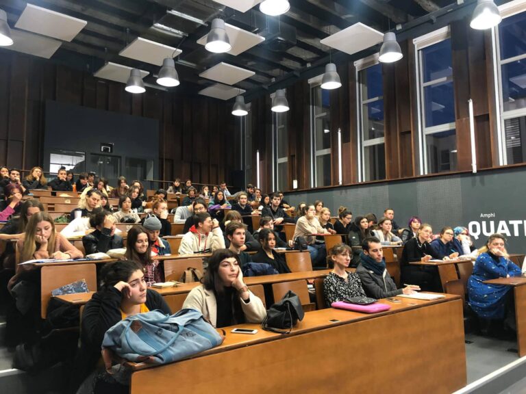 Première conférence sur les métiers de l&rsquo;art à la Fac de Lettres