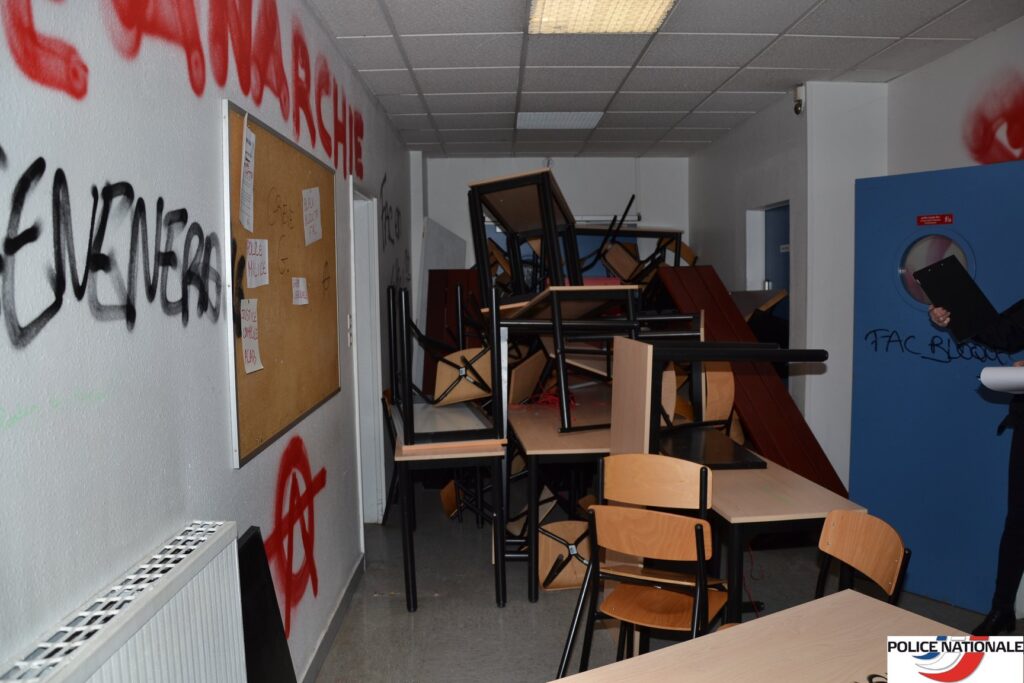 L&rsquo;UNI Tours se réjouit de l&rsquo;intervention des forces de l&rsquo;ordre pour libérer les Tanneurs !