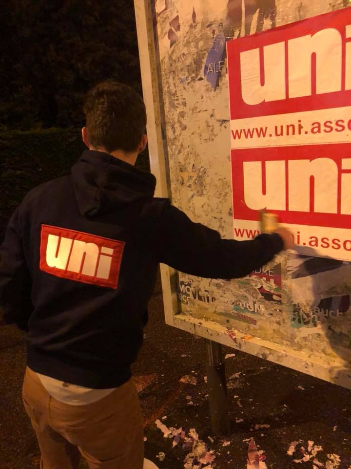 Collage sur le campus