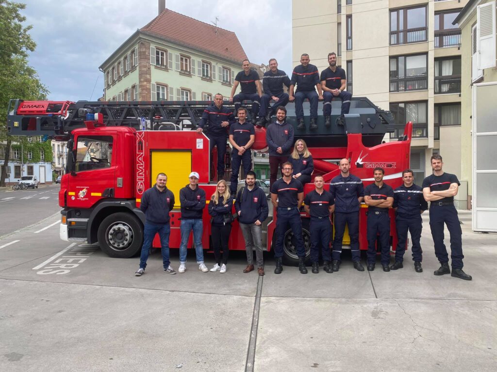 Solidarité avec les pompiers et les forces de l’ordre !