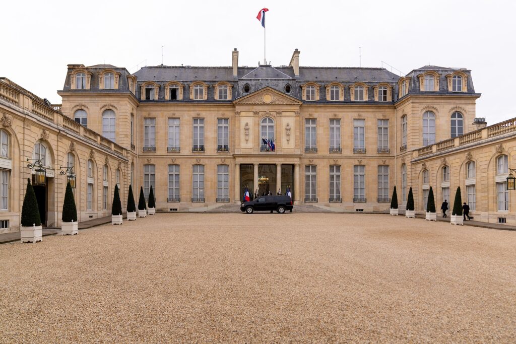 Note de l’Élysée : Dos au mur, Macron doit sanctionner l’UNEF !