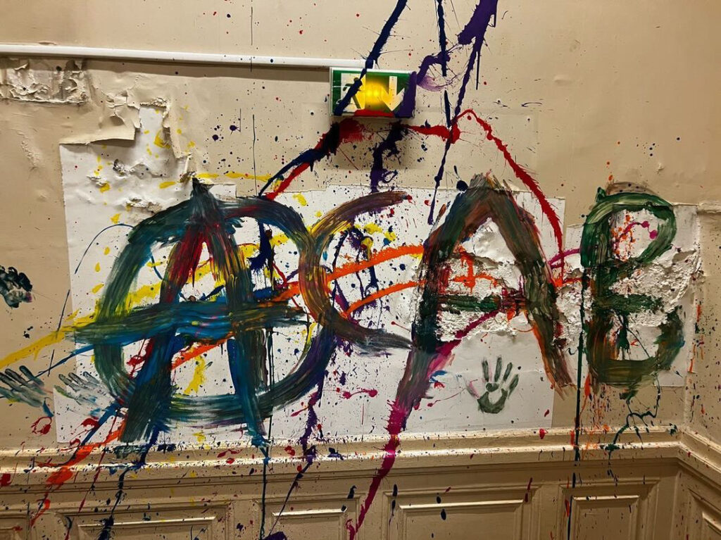 Pétition : face aux blocages et dégradations, les universités et l&rsquo;Etat doivent déposer plainte et sanctionner les casseurs !