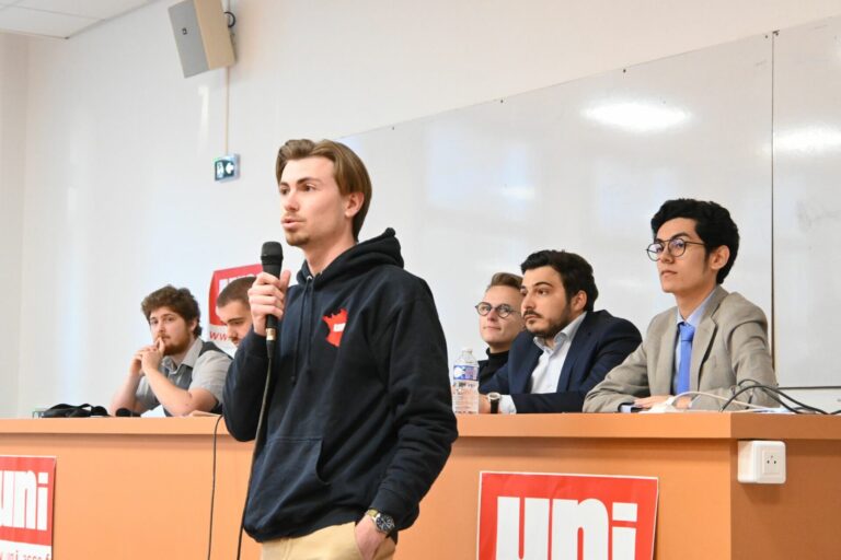 Européennes : les sections organisent des conférences avec les différents partis